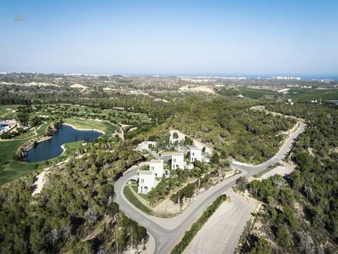 Villa For Sale in Las Colinas, Alicante 