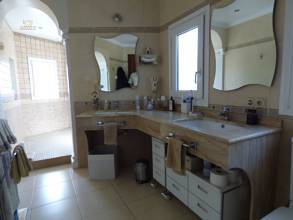 Thumbnail von Villa For Sale in Elviria, Málaga