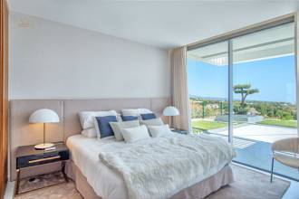 Thumbnail von Apartment For Sale in Benahavis, Málaga