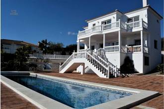 Villa For Sale in  Periana, Málaga