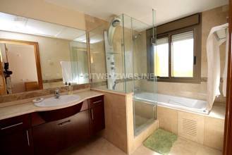 Thumbnail von Luxus-Villa in Nagüles R2793515