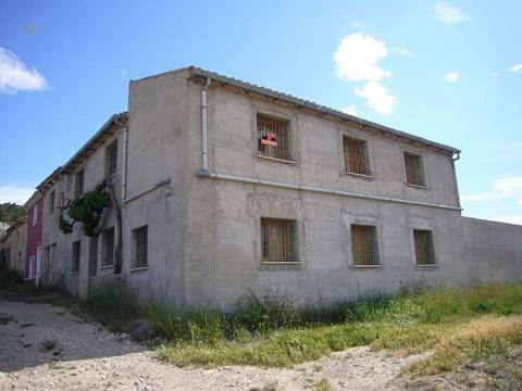 Villa For Sale in Salinas, Alicante