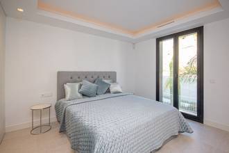 Thumbnail von Villa For Sale in Nueva Andalucia, Málaga