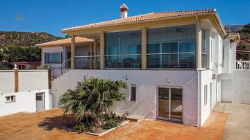 Thumbnail von Villa For Sale in Periana, Málaga
