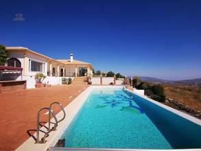 Thumbnail von Villa For Sale in Periana, Málaga