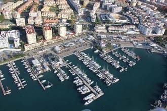 Thumbnail von Apartment For Sale in Estepona, Málaga