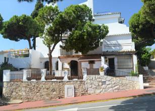 Villa For Sale in Calahonda, Málaga 