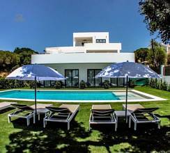 Luxus-Villa in Elviria R2865320