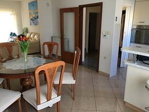 Thumbnail von House with two residential units near the sea