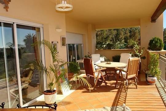 Luxus-Penthaus in Rio Real R2845976