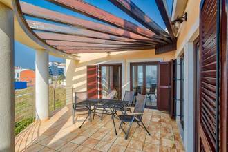 Thumbnail von Villa in an attractive location near the sea