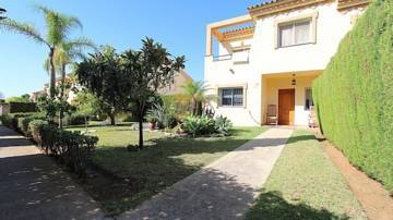 Luxus-Villa in Atalaya R2775557