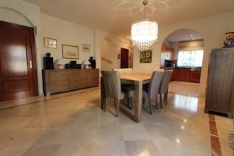 Thumbnail von Luxus-Villa in Atalaya R2775557