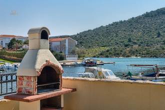 Thumbnail von Mediterranean house directly on the seafront
