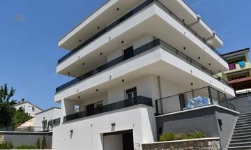 Moderne Erdgeschosswohnung im Neubau
