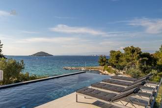 Thumbnail von Modern luxury villa with infinity pool and sea view, Ugljan Island