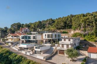 Thumbnail von Modern luxury villa with infinity pool and sea view, Ugljan Island