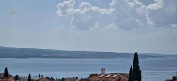 Thumbnail von Villa with multiple apartments and sea view