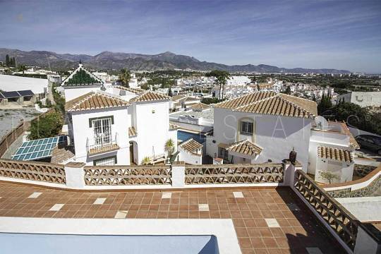 Luxus-Villa in Nerja R2866934
