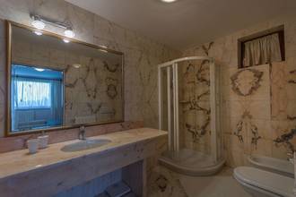 Thumbnail von Mediterranean villa with swimming pool and sea view