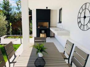 Thumbnail von Moderne Villa mit Pool und Panorama-Meerblick