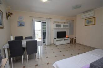 Thumbnail von Central apartment in a lively location