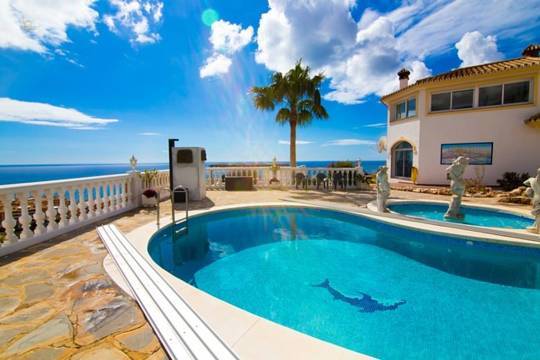 Luxus-Villa in Torreblanca del Sur R2850557