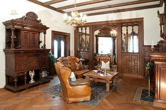 Thumbnail von Exclusive castle villa with vintage car garage at the courtyard in Upper Franconia, Bavaria