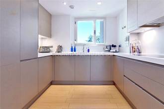 Thumbnail von Luxus-Wohnung in Estepona R2874191
