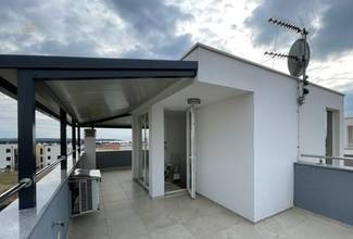 Thumbnail von Modern terraced house with roof terrace and sea view