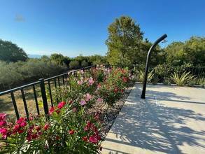 Thumbnail von New villa with Mediterranean elements and swimming pool in panoramic location with sea view