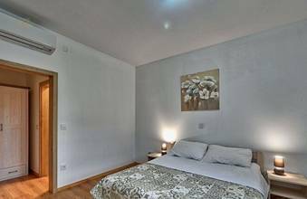 Thumbnail von Mediterranean villa with swimming pool near the sea, Ugljan Island