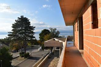 Thumbnail von Moderne Villa / Doppelhaushälfte mit Pool und Meerblick