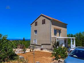 Thumbnail von House for completion in a quiet panoramic location