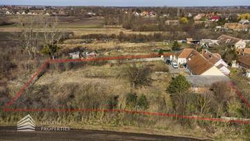 Thumbnail von Geräumiges Einfamilienhaus mit großen Garten