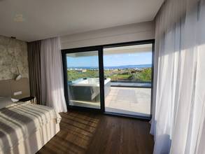 Thumbnail von Modern villa with infinity pool and sea view