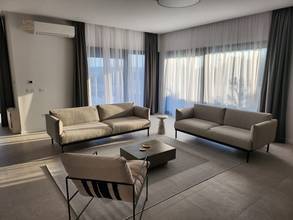 Thumbnail von Modern villa with infinity pool and sea view