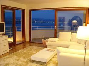 Thumbnail von Villa mit Panorama-Meerblick