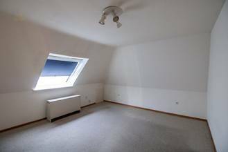 Thumbnail von Haus zum Kauf in 27711 Osterholz-Scharmbeck, traumhafte Lage mit Sanierungsbedarf!