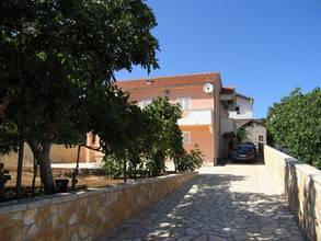 Thumbnail von House in an attractive location near the sea