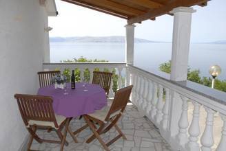 Thumbnail von Senj, Kvarner: House directly on the sea with 4 apartments