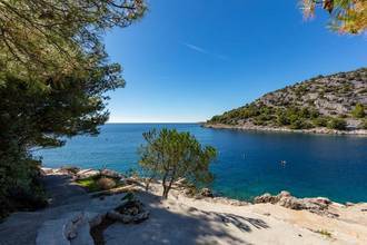 Thumbnail von Apartment villa in an attractive location near the sea, Rogoznica region