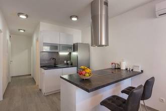 Thumbnail von Apartment villa in an attractive location near the sea, Rogoznica region