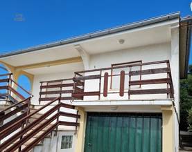 Thumbnail von House in the front row facing the sea