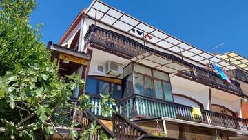 Thumbnail von Multi-family house with a view of the sea and the mountains