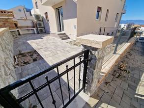 Thumbnail von Ground floor apartment with garden and sea view