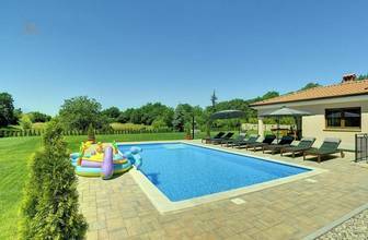 Thumbnail von Mediterrane Villa mit Swimmingpool im Grünen, Region Rovinj