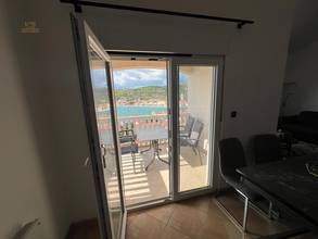 Thumbnail von Modern apartment (top floor) with beautiful sea view