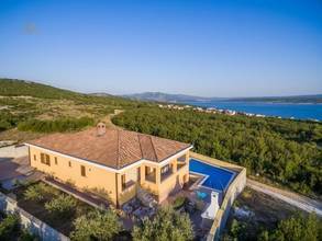 Thumbnail von Mediterranes Haus mit Pool und Blick auf das Meer
