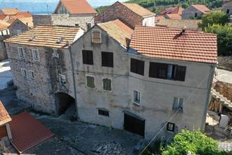 Thumbnail von Stone house for renovation near Jelsa